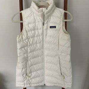 Patagonia off white cream down puffer vest